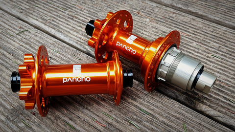 Panchowheels Bitex boost 110x15mm 148x12mm ORANGE hub set