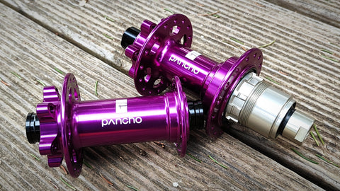 Panchowheels Bitex boost 110x15mm 148x12mm PURPLE hub set